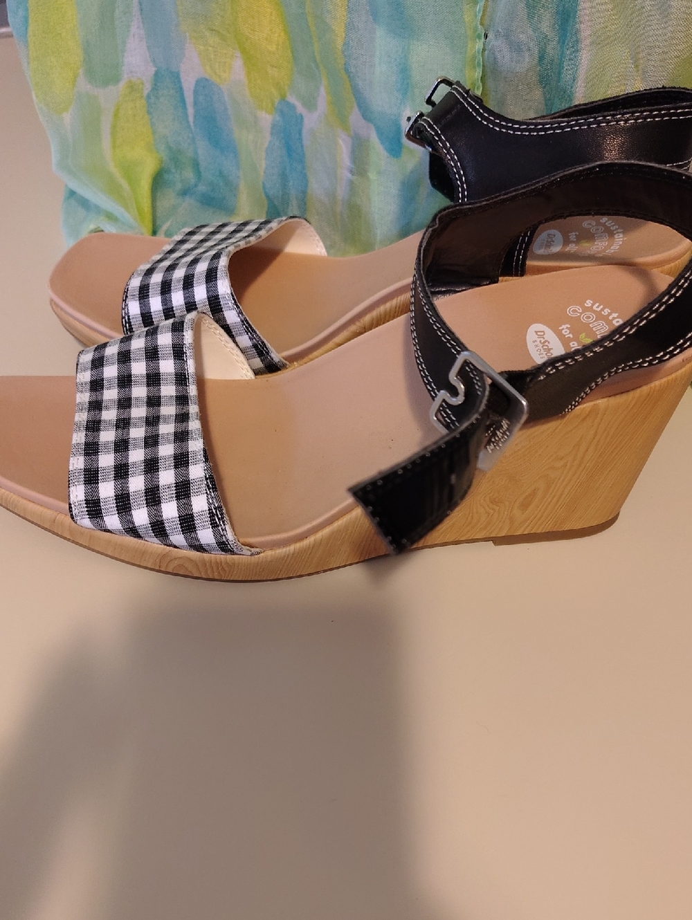 Dr Sholls Black & White Gingham Wedge Sandals - Women's Fashion Wedges 10 M